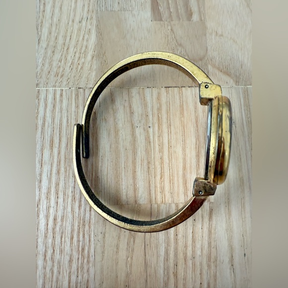 Vintage Disney Swiss made ladies cuff bracelet watch NEW BATTERY - Picture 6 of 9